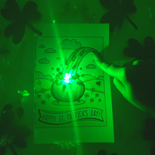 Load image into Gallery viewer, Simple Circuits: St. Patrick&#39;s Day Card
